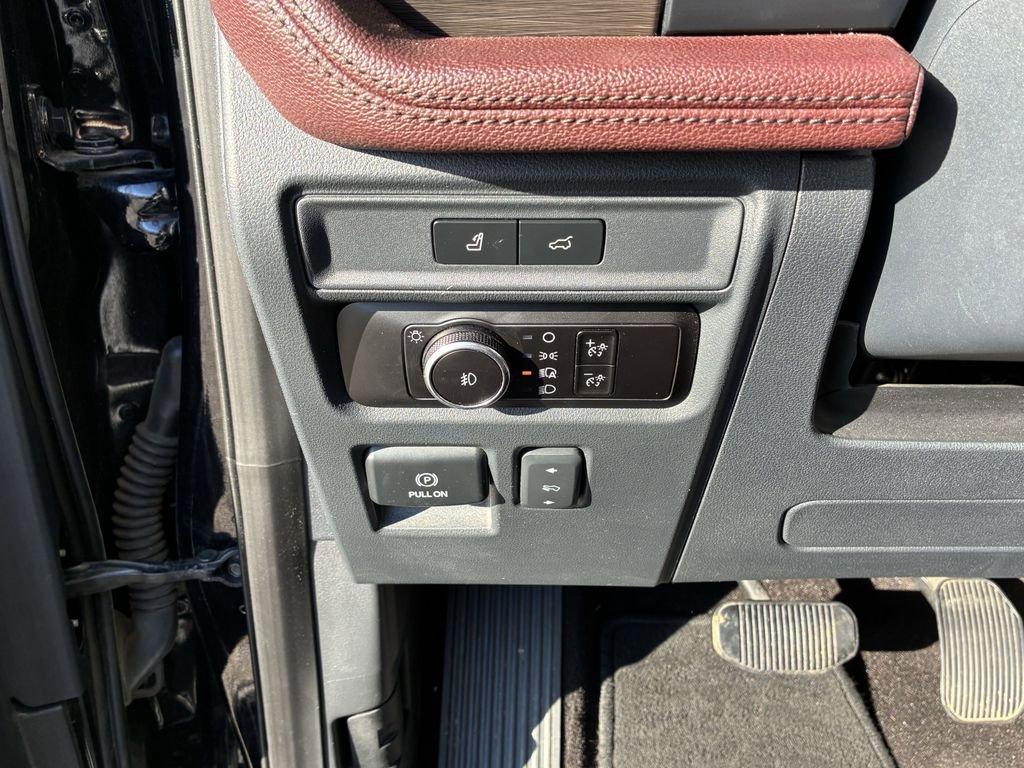 Ford Expedition Limited Rwd 4D Sport Utility - Thumbnail 20