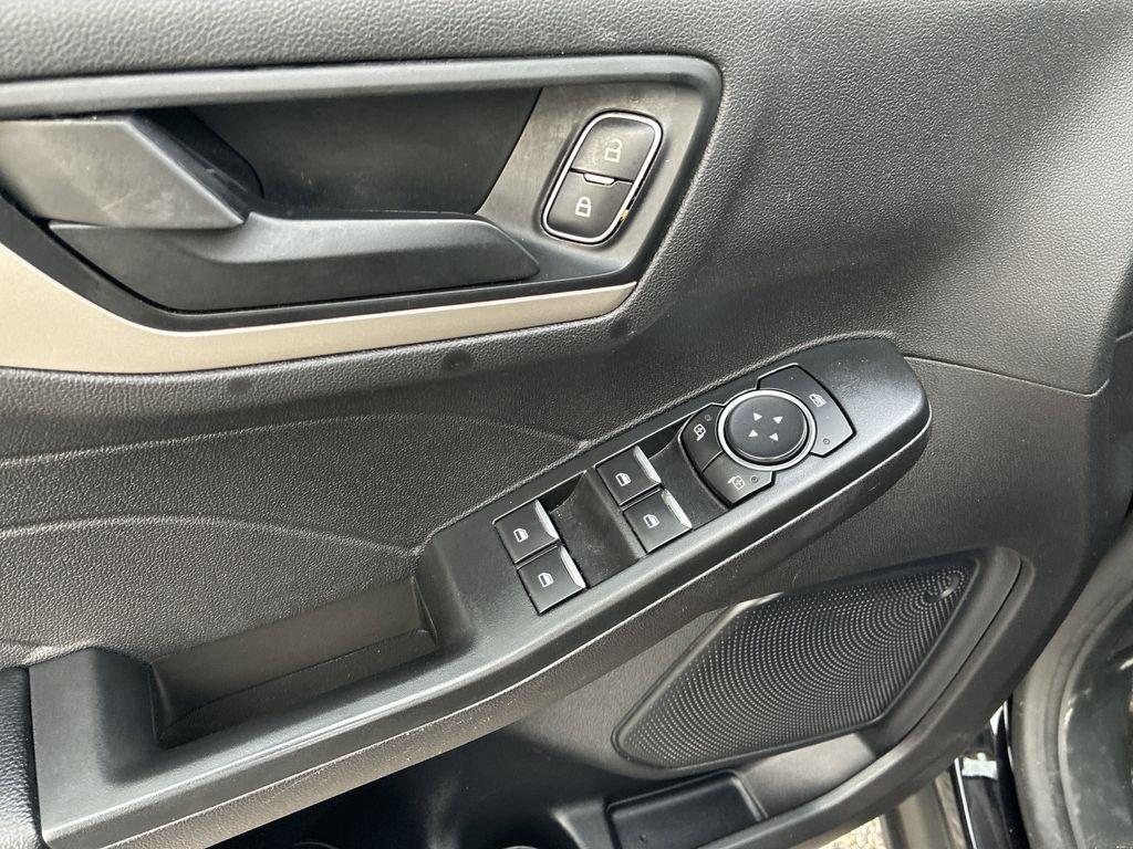 Ford Escape Hybrid Se Fwd 4D Sport Utility - Thumbnail 19