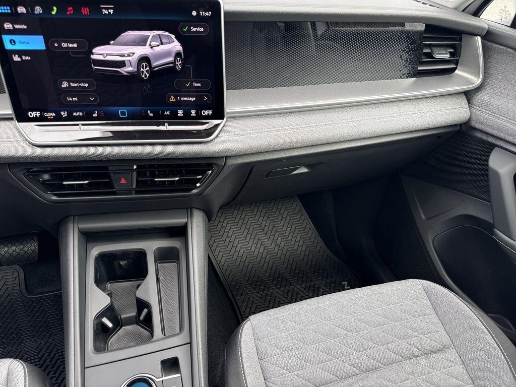 Volkswagen Tiguan 2.0T S Fwd 4D Sport Utility - Thumbnail 16