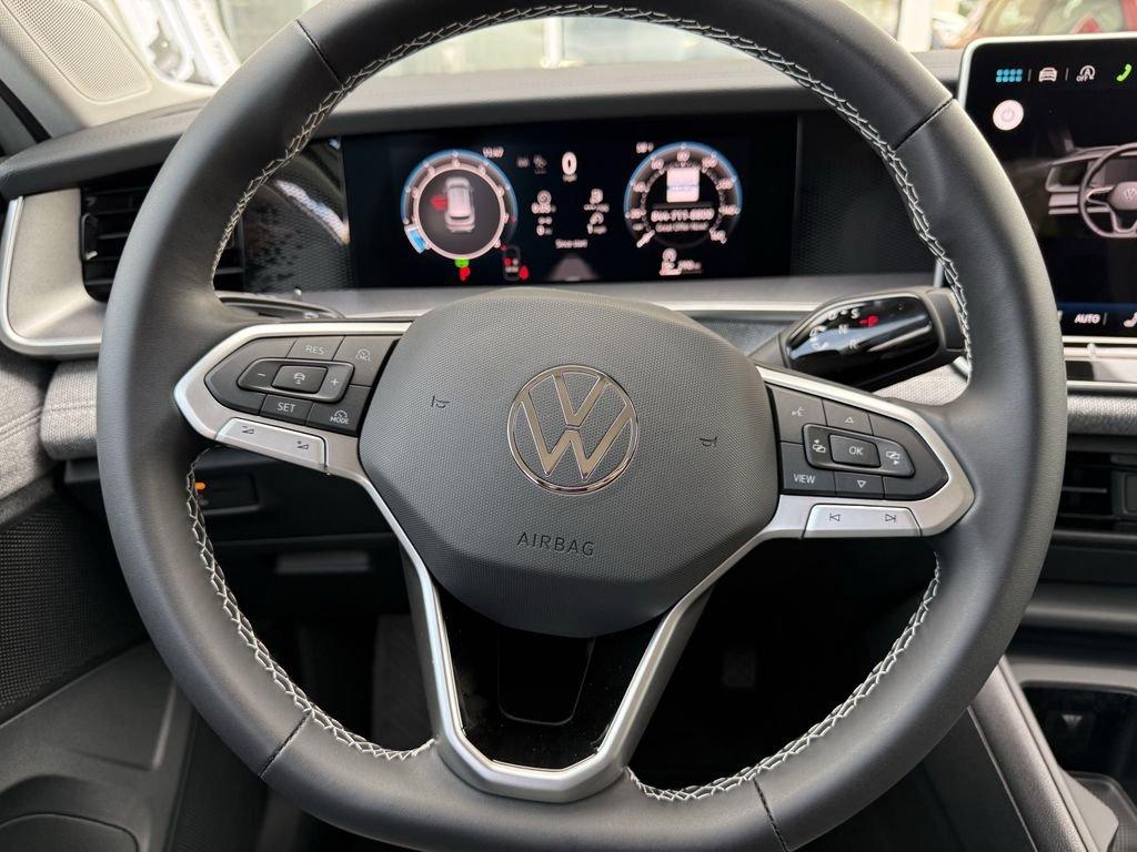 Volkswagen Tiguan 2.0T S Fwd 4D Sport Utility - Thumbnail 17