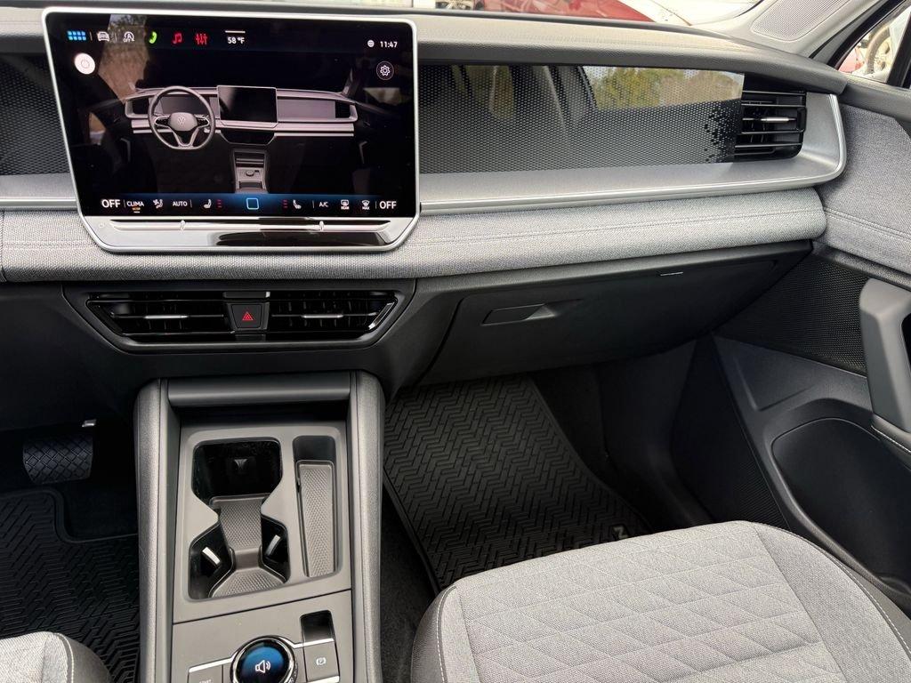 Volkswagen Tiguan 2.0T S Fwd 4D Sport Utility - Thumbnail 16