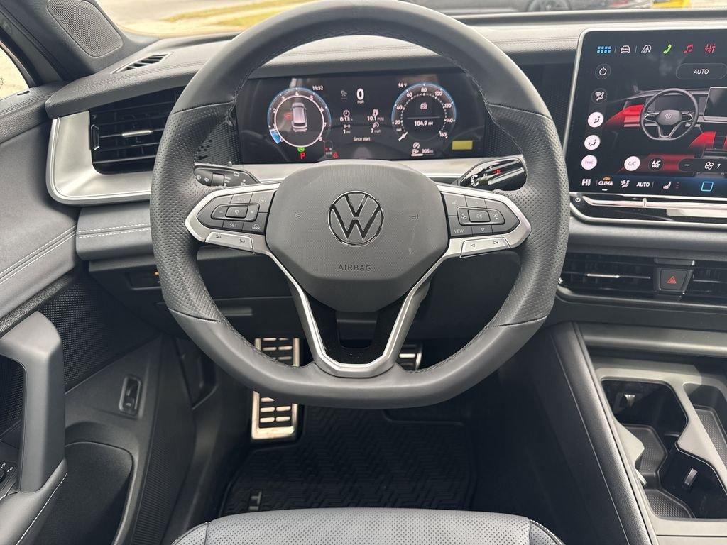 Volkswagen Tiguan 2.0T Se R-Line Black Fwd 4D Sport Utility - Thumbnail 15