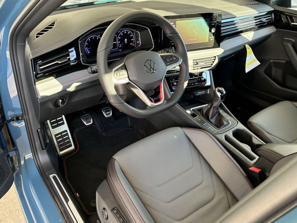 Volkswagen Jetta Gli 2.0T Autobahn Fwd 4D Sedan - Thumbnail 12