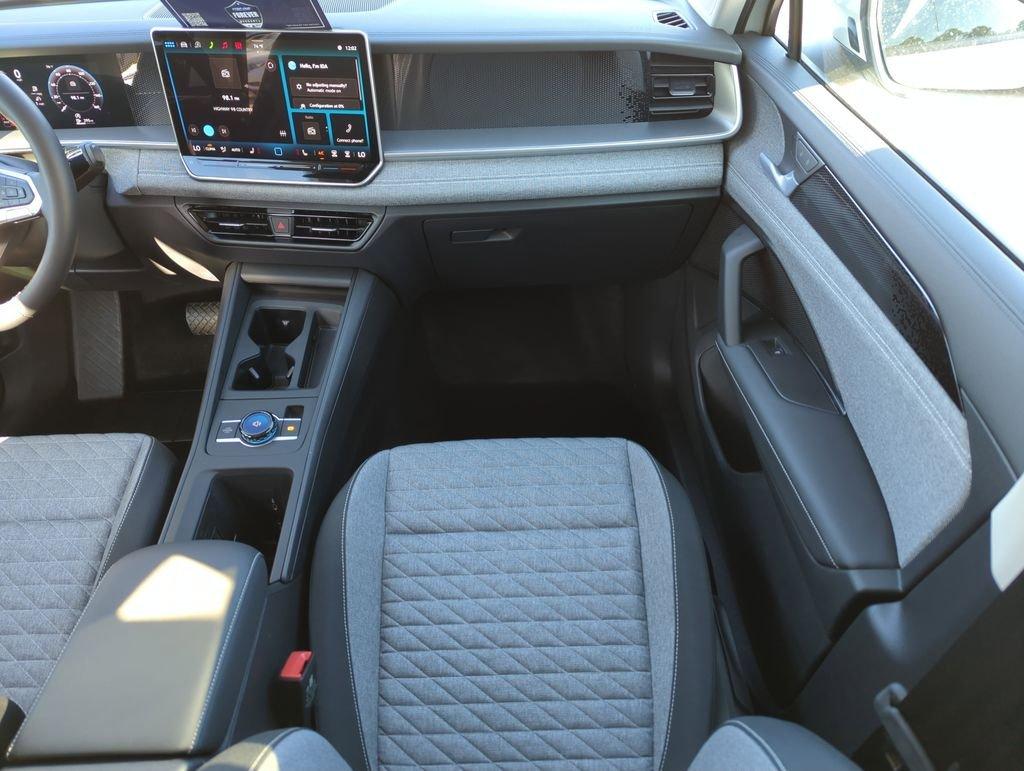 Volkswagen Tiguan 2.0T S Fwd 4D Sport Utility - Thumbnail 17