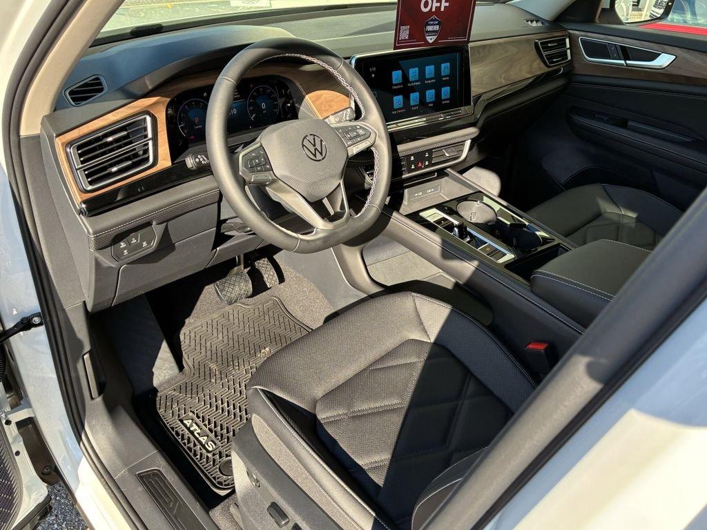Volkswagen Atlas 2.0T Se W/Technology Awd 4D Sport Utility - Thumbnail 12