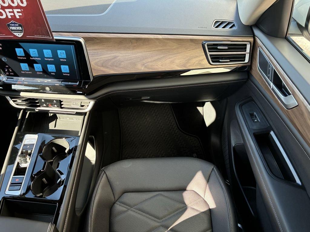 Volkswagen Atlas 2.0T Se W/Technology Awd 4D Sport Utility - Thumbnail 17