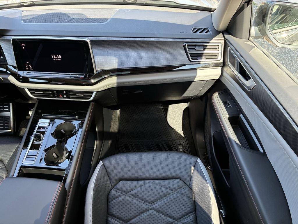 Volkswagen Atlas 2.0T Peak Edition Awd 4D Sport Utility - Thumbnail 12