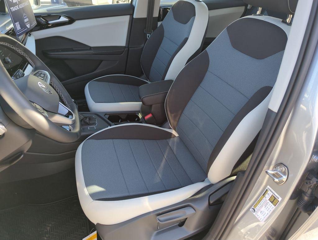 Volkswagen Taos 1.5T S Fwd 4D Sport Utility - Thumbnail 13