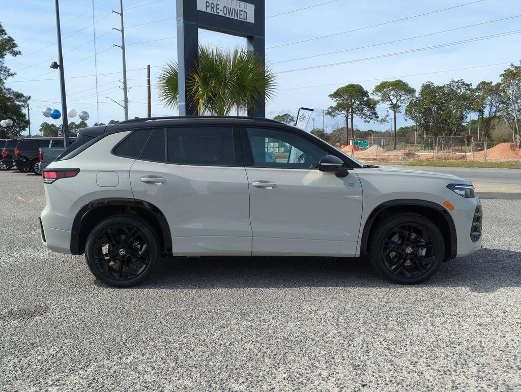 Volkswagen Tiguan 2.0T Se R-Line Black Awd 4D Sport Utility - Thumbnail 9