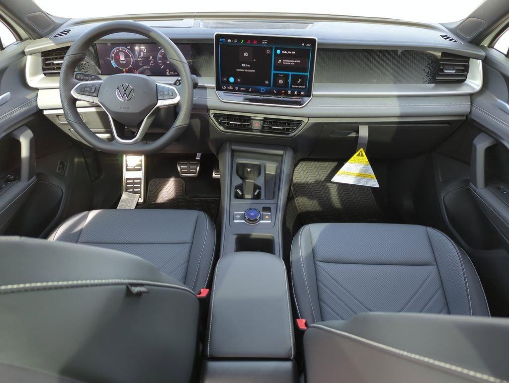 Volkswagen Tiguan 2.0T Se R-Line Black Awd 4D Sport Utility - Thumbnail 16