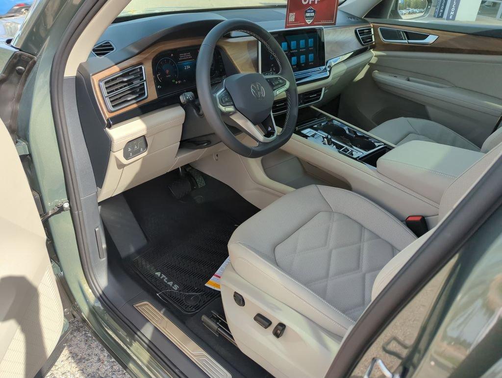 Volkswagen Atlas 2.0T Se W/Technology Fwd 4D Sport Utility - Thumbnail 12