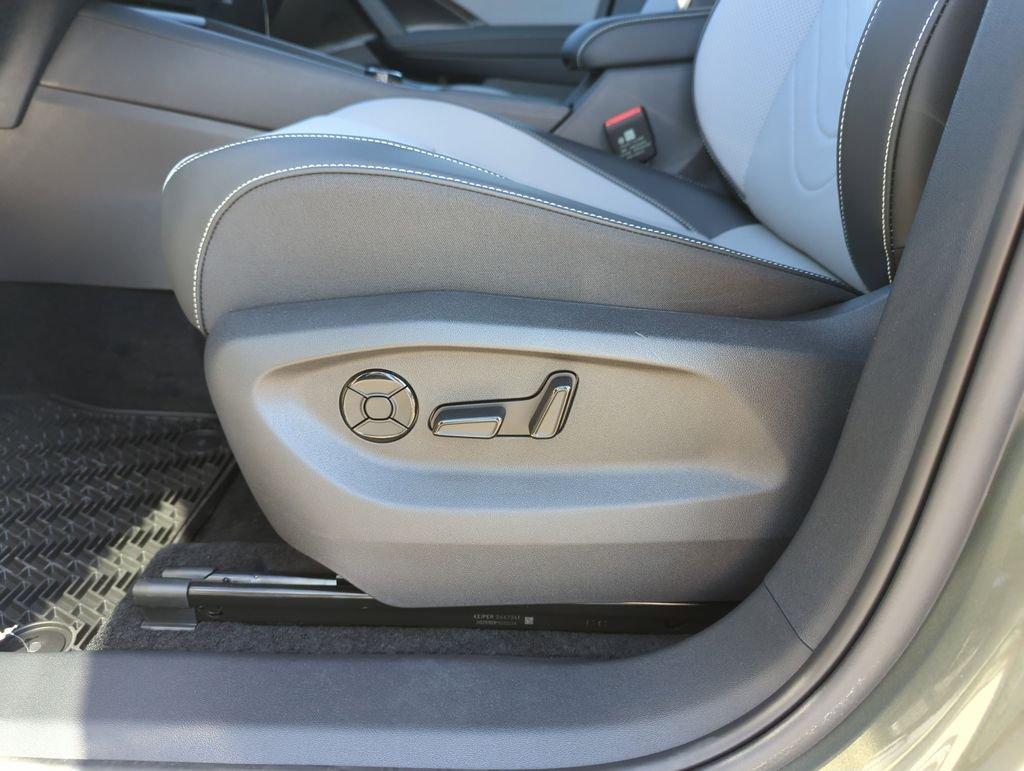 Volkswagen Tiguan 2.0T Se R-Line Black Fwd 4D Sport Utility - Thumbnail 13