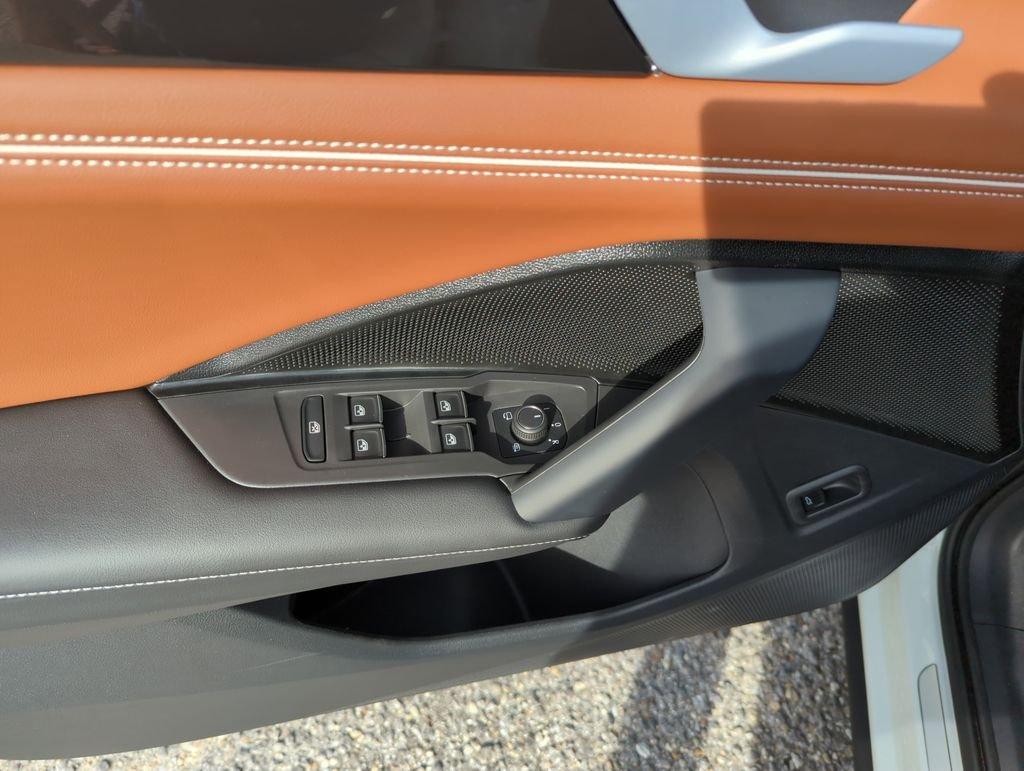 Volkswagen Tiguan 2.0T Sel R-Line Turbo Awd 4D Sport Utility - Thumbnail 20