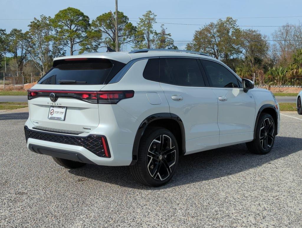 Volkswagen Tiguan 2.0T Sel R-Line Turbo Awd 4D Sport Utility - Thumbnail 8