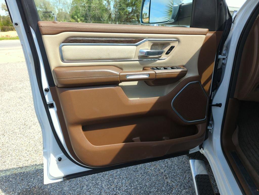 Ram 1500 Laramie 4Wd 4D Crew Cab - Thumbnail 19