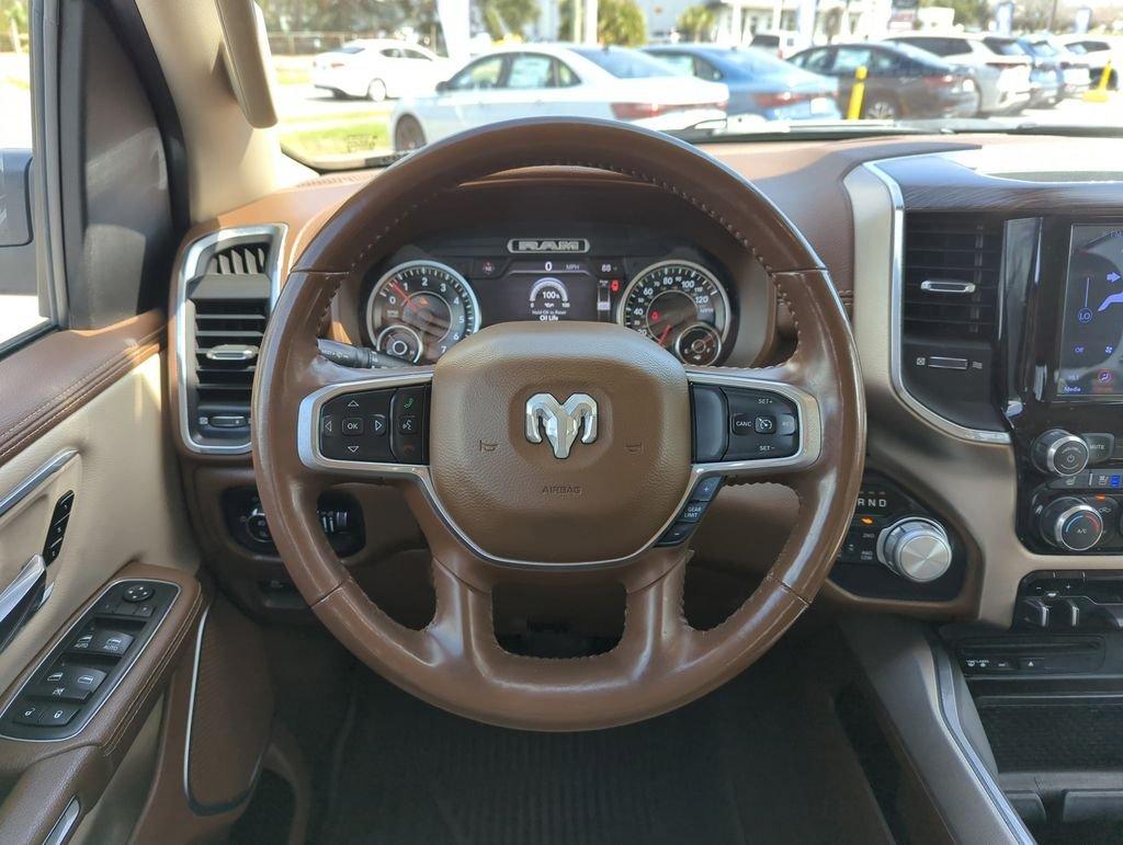 Ram 1500 Laramie 4Wd 4D Crew Cab - Thumbnail 18