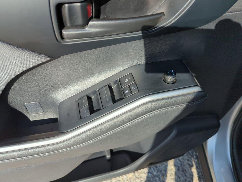 Toyota Highlander Le Awd 4D Sport Utility - Thumbnail 18