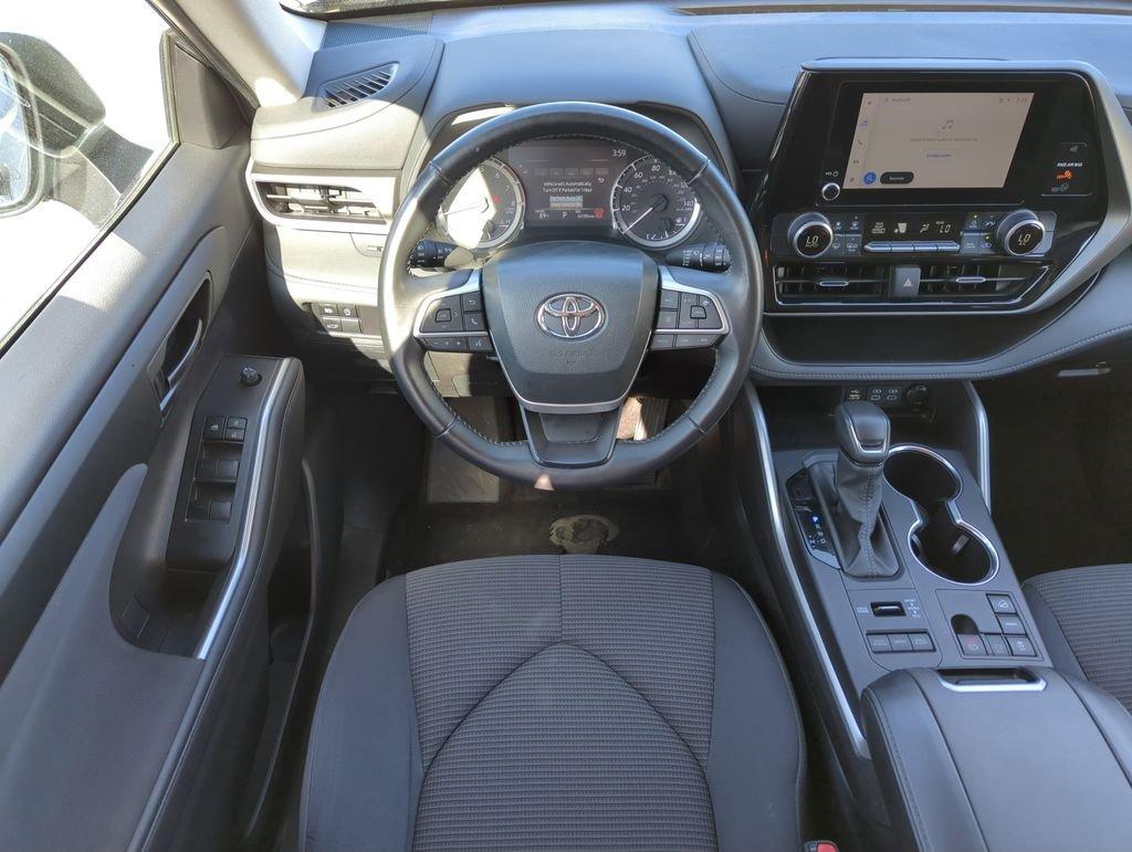 Toyota Highlander Le Awd 4D Sport Utility - Thumbnail 13