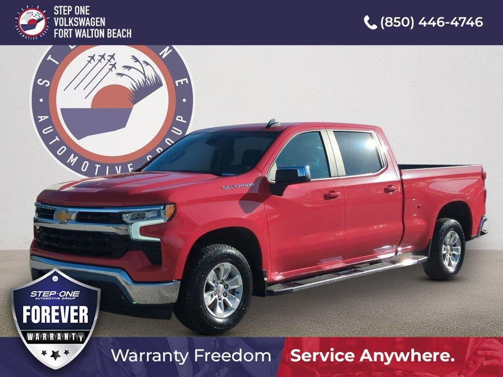 Chevrolet Silverado 1500 Lt Rwd 4D Crew Cab - Thumbnail 2