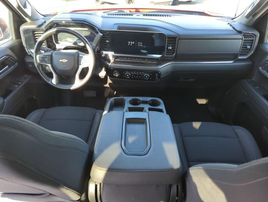 Chevrolet Silverado 1500 Lt Rwd 4D Crew Cab - Thumbnail 16