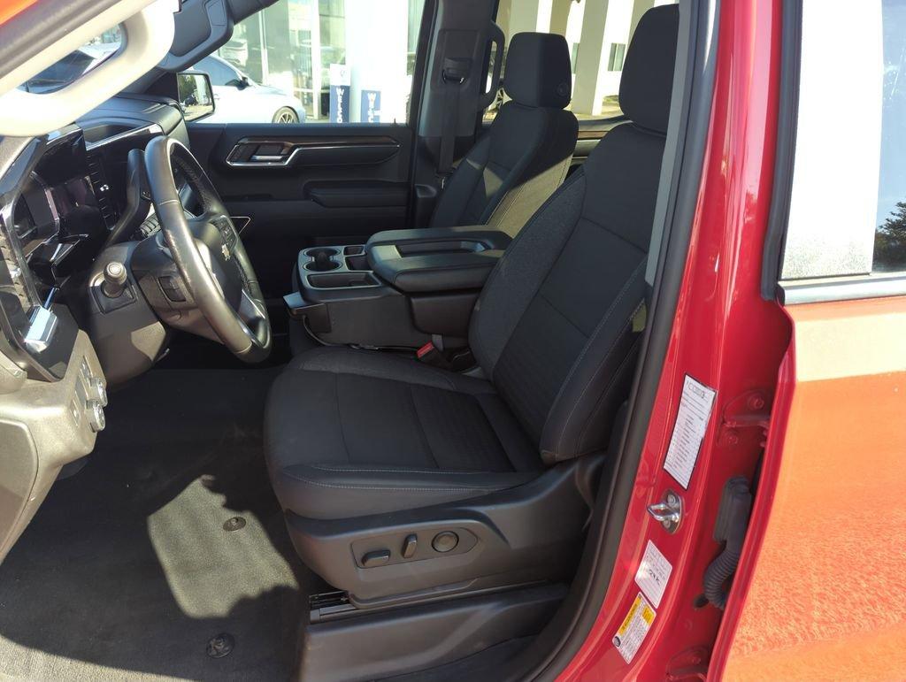 Chevrolet Silverado 1500 Lt Rwd 4D Crew Cab - Thumbnail 13