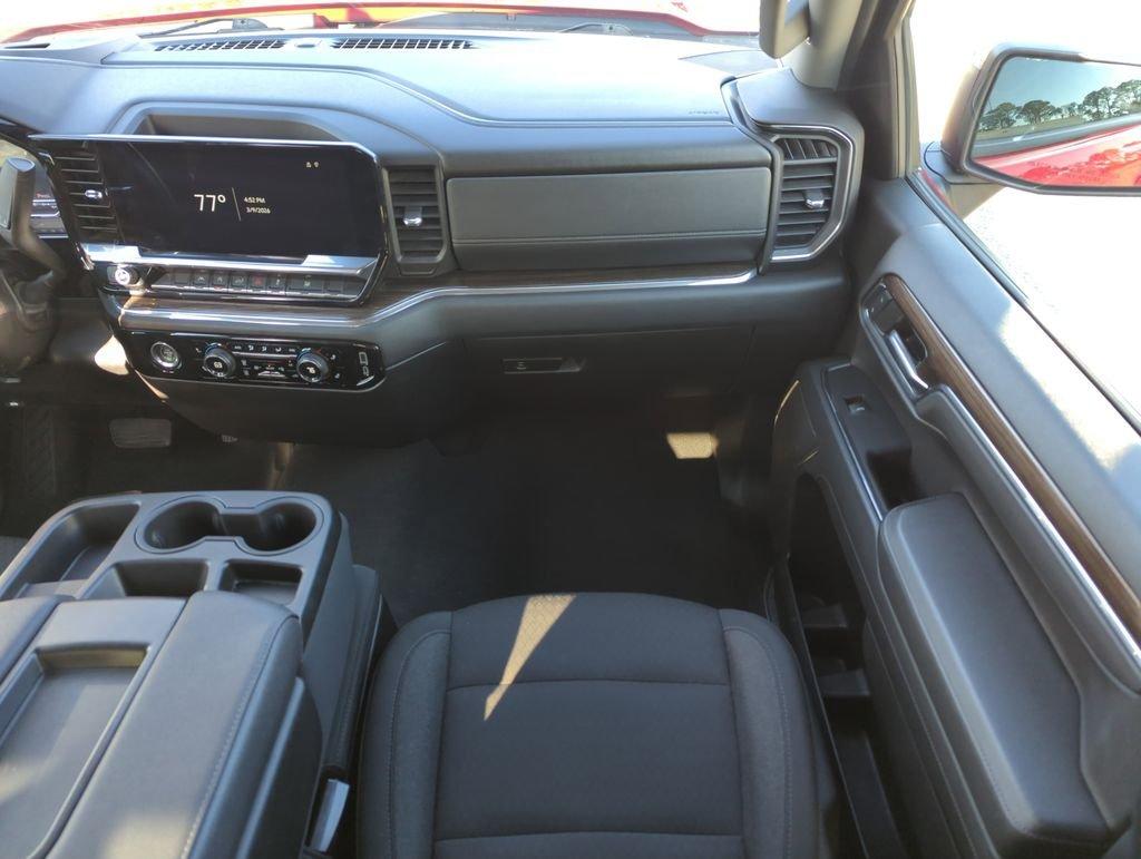 Chevrolet Silverado 1500 Lt Rwd 4D Crew Cab - Thumbnail 17