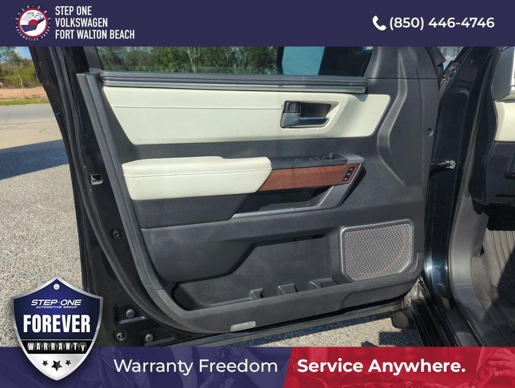 Toyota Sequoia Capstone 4Wd 4D Sport Utility - Thumbnail 19