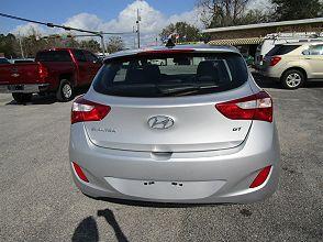 Hyundai Elantra Gt - View 1