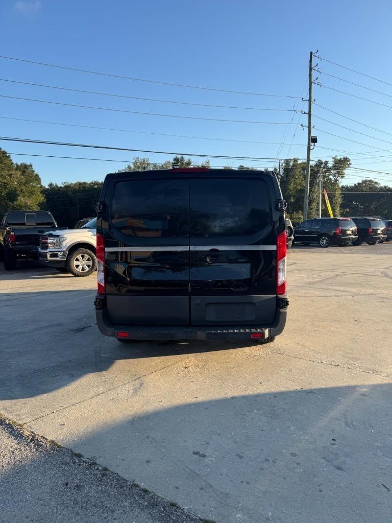 Ford Transit150 Van Low Roof W/Sliding Pass. 130-In. Wb - Thumbnail 4