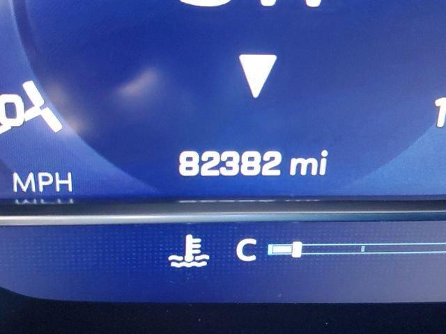 Chevrolet Tahoe Rst - Thumbnail 15