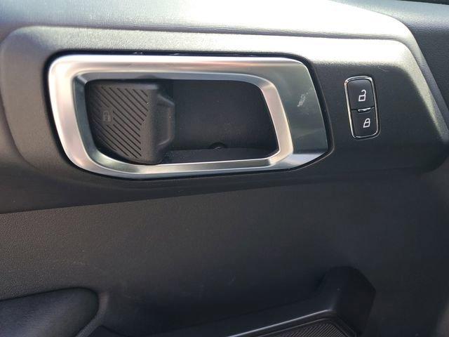 Ford Bronco Badlands - Thumbnail 10