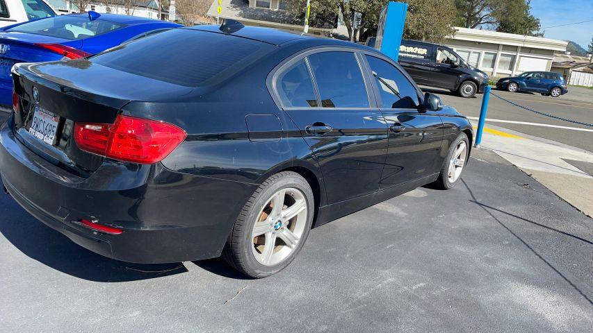 Bmw 3 Series - Thumbnail 5