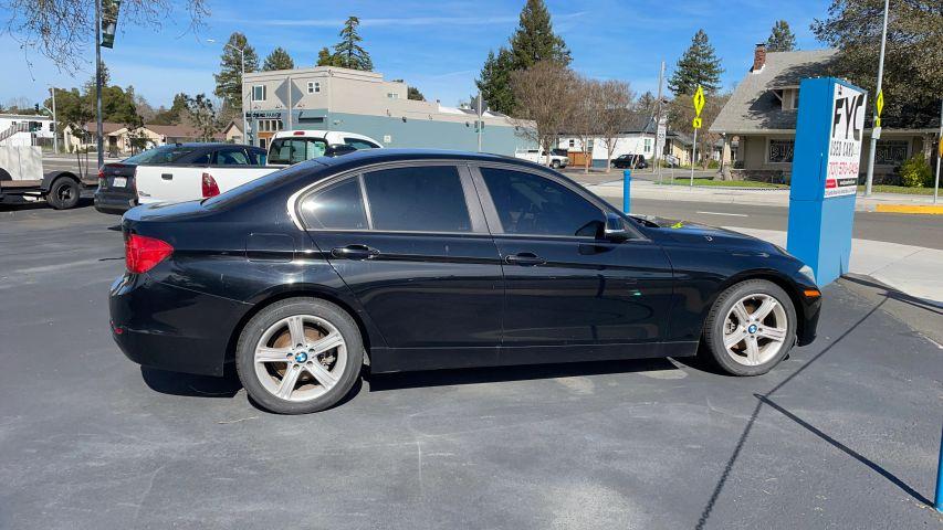 Bmw 3 Series - Thumbnail 6