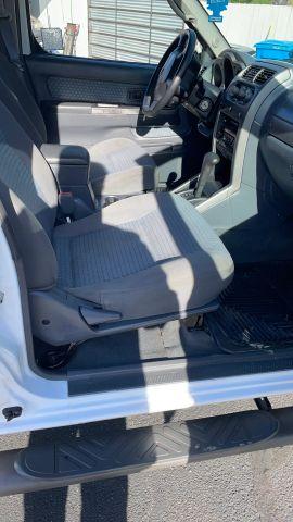 Nissan Xterra - Thumbnail 5