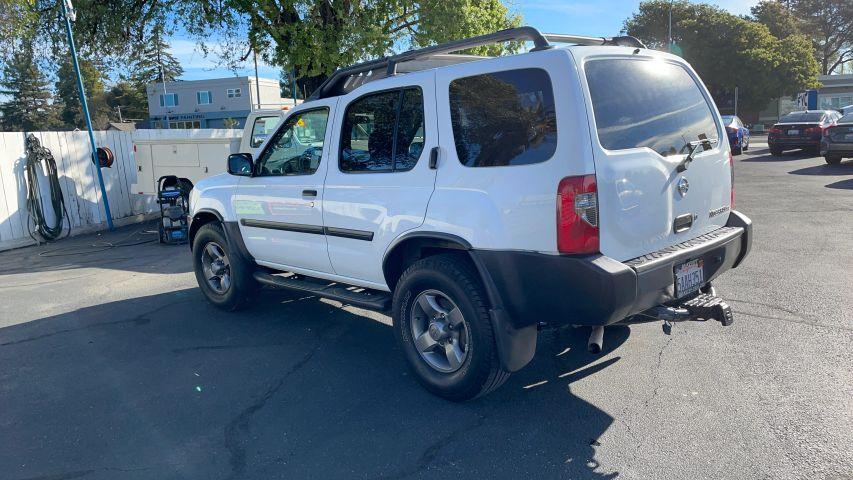 Nissan Xterra - Thumbnail 10