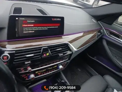 BMW 5 Series 530I Xdrive - Thumbnail 4