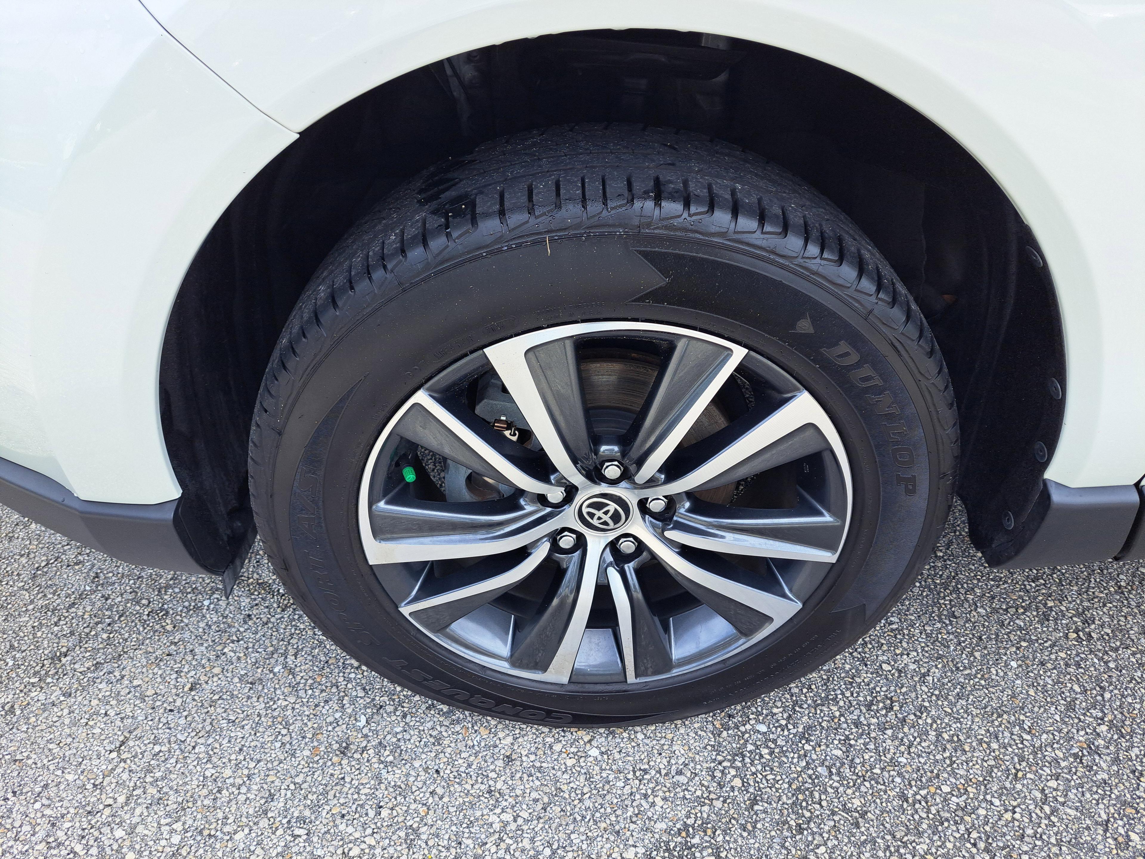 Toyota Venza Le - Thumbnail 19