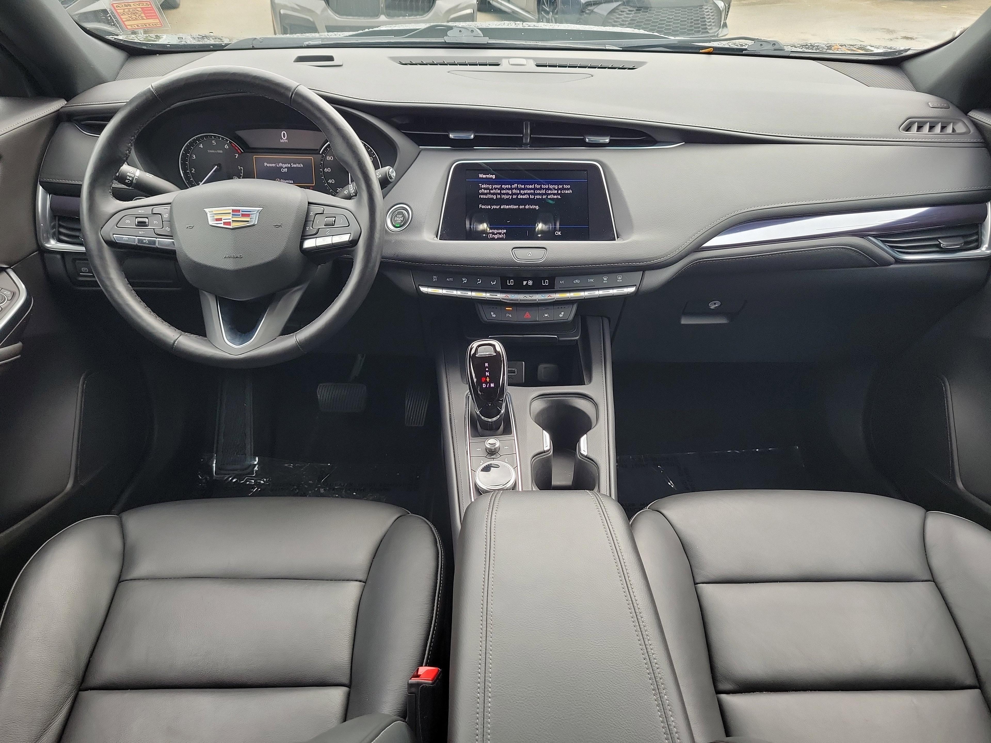 Cadillac Xt4 Luxury - Thumbnail 9