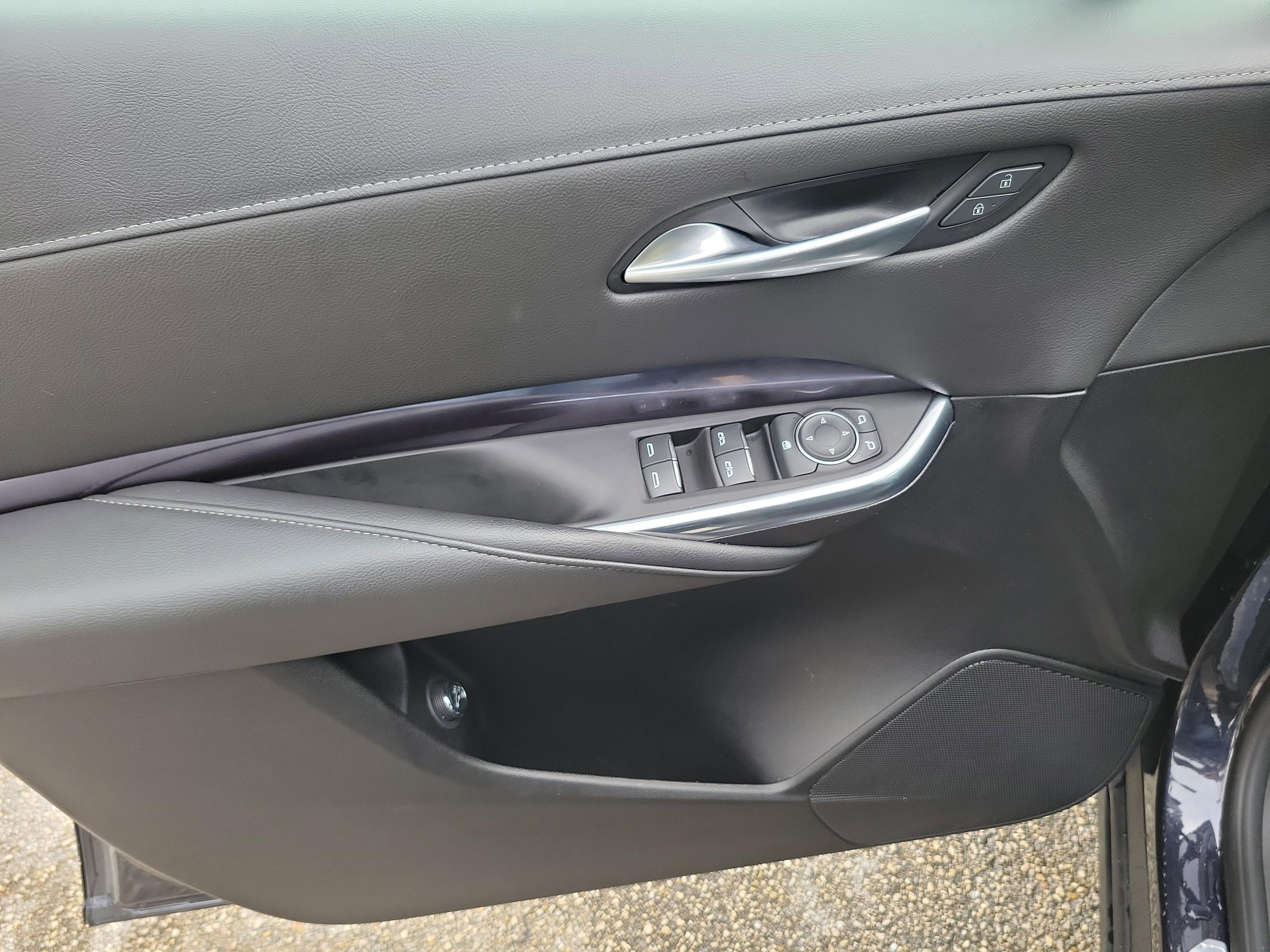 Cadillac Xt4 Luxury - Thumbnail 13