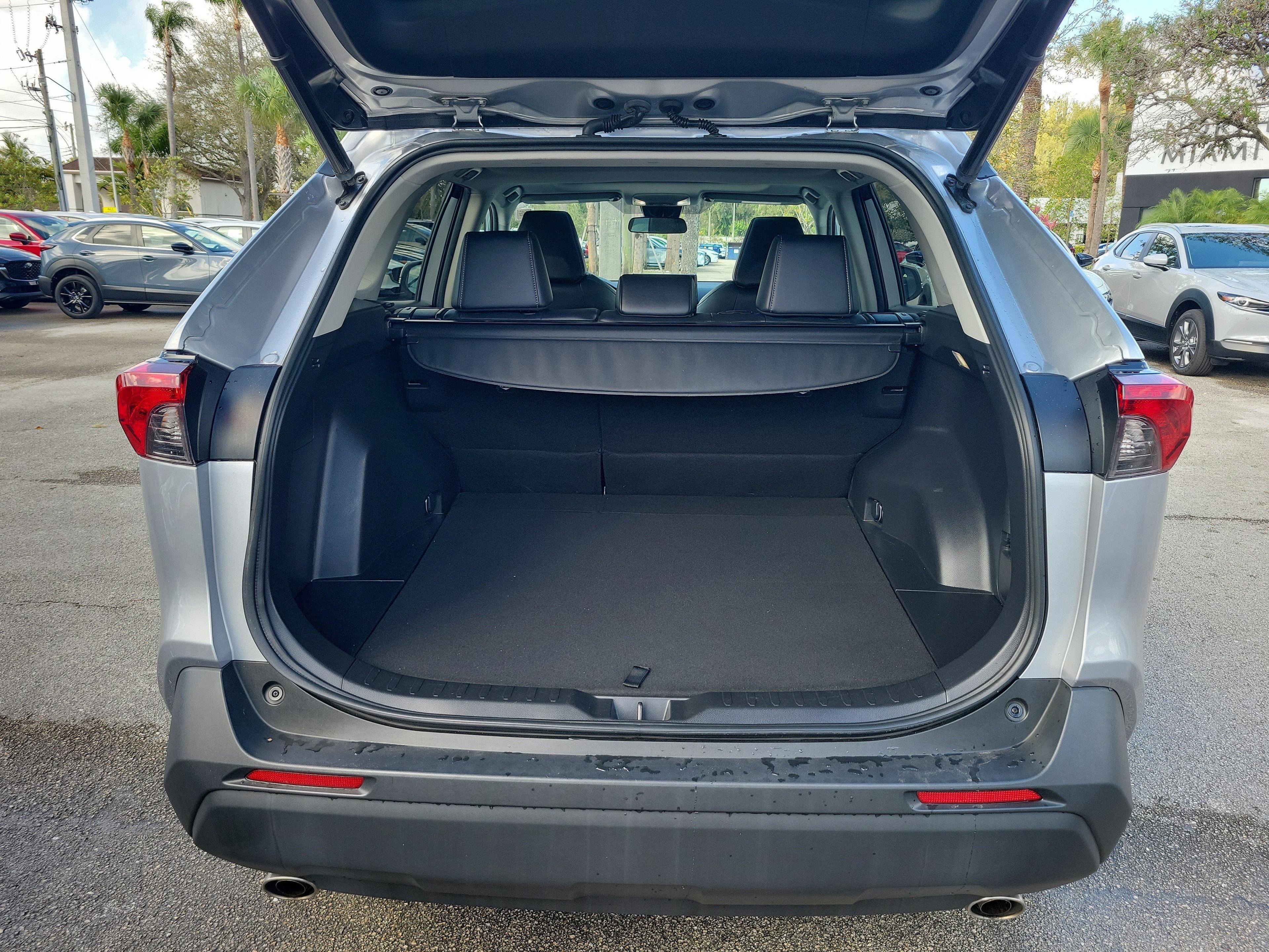 Toyota Rav4 Xle Premium - Thumbnail 6