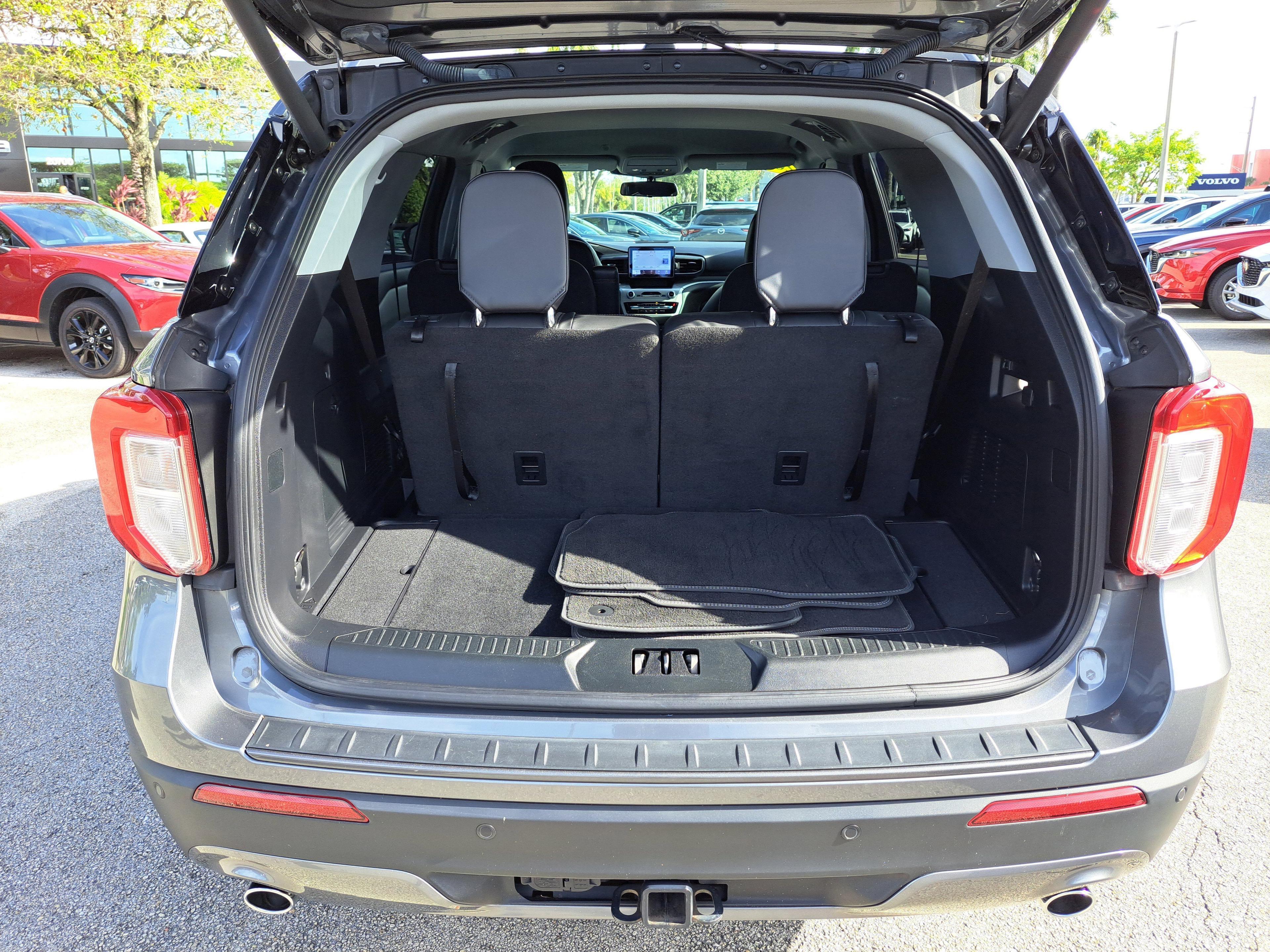 Ford Explorer Xlt - Thumbnail 6