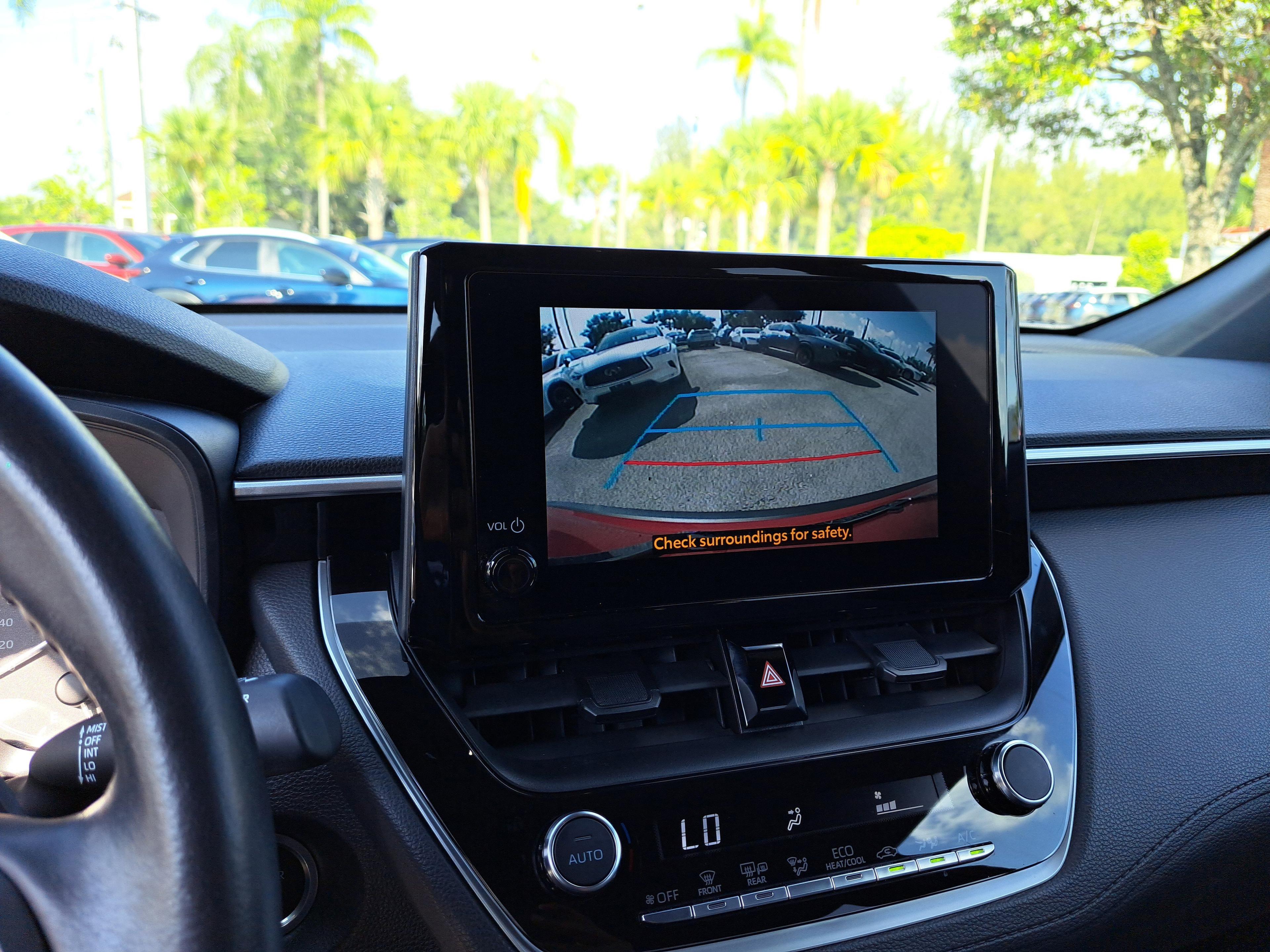 Toyota Corolla Cross Hybrid Se - Thumbnail 16