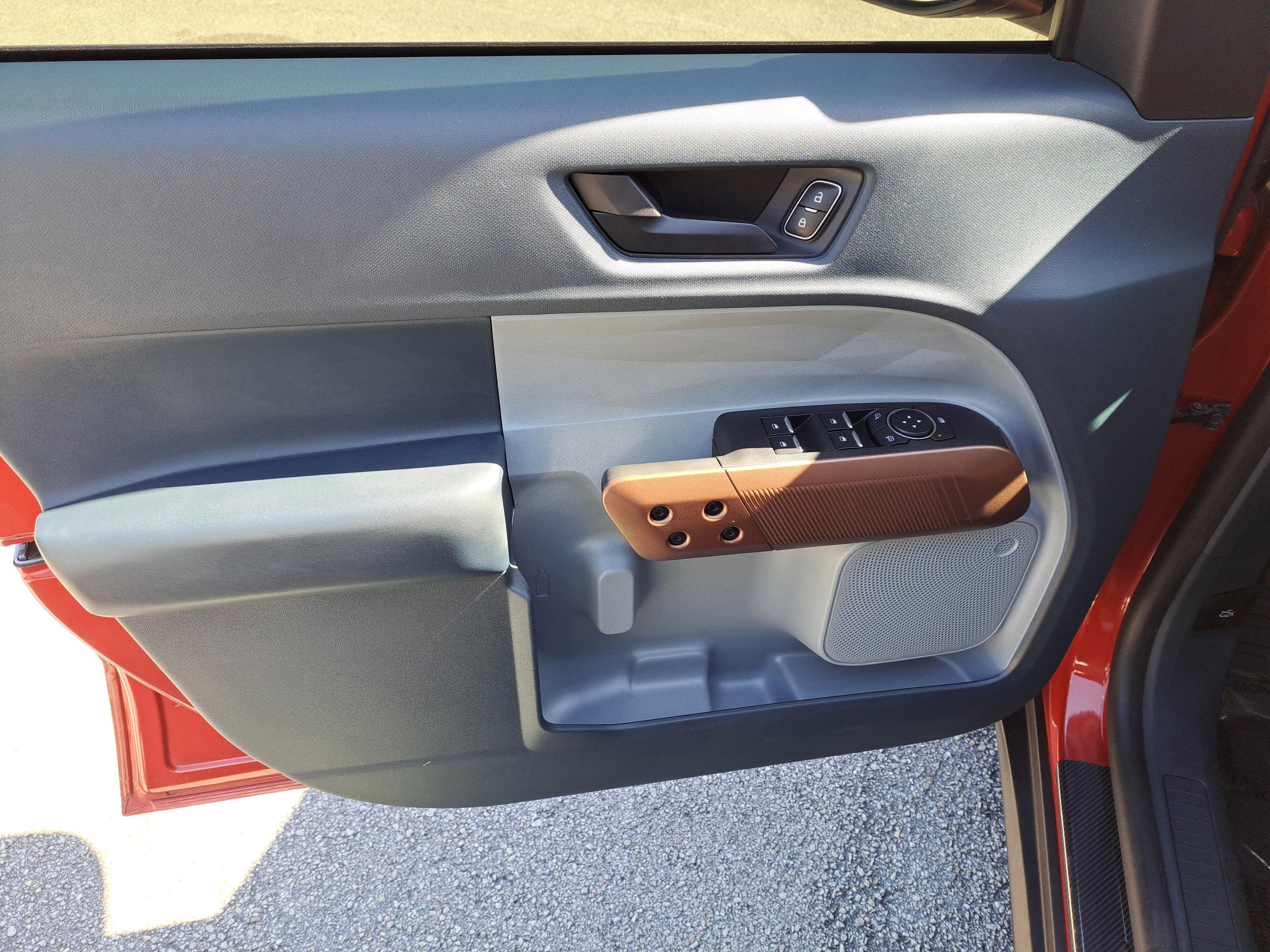 Ford Maverick Lariat - Thumbnail 18