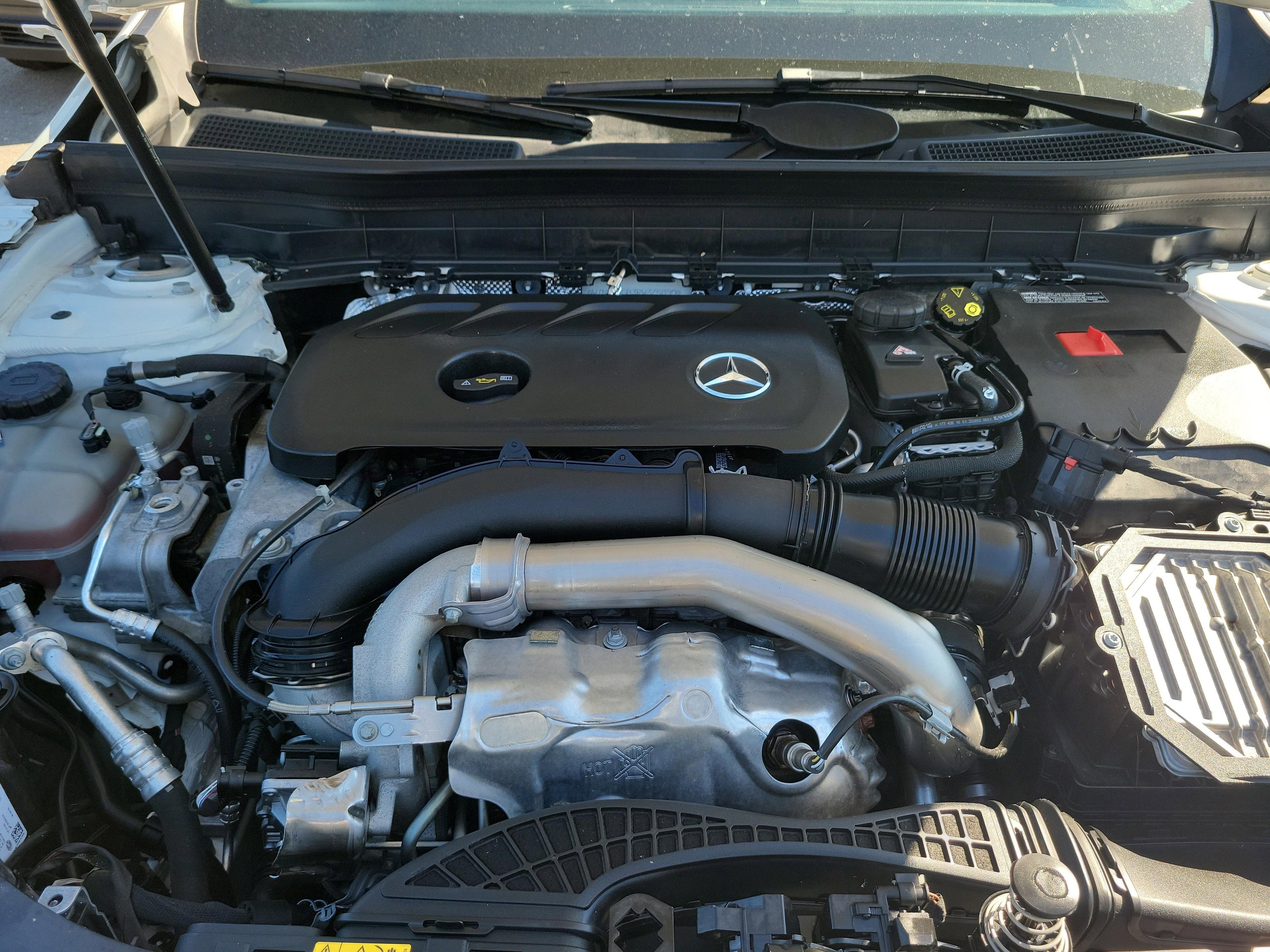 Mercedes-Benz Glb 250 - Thumbnail 20