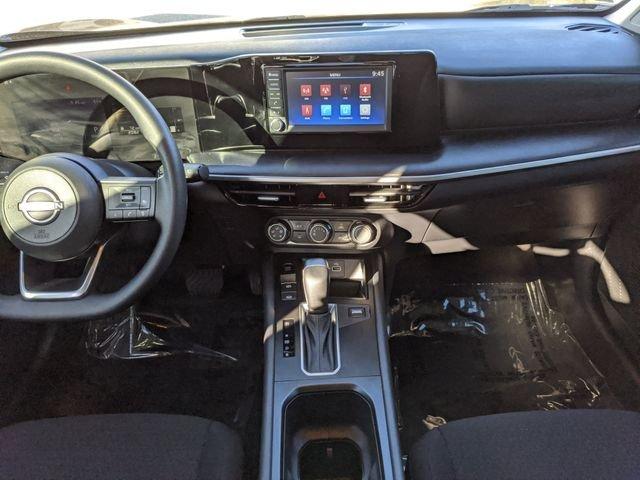 Nissan Kicks S - Thumbnail 12