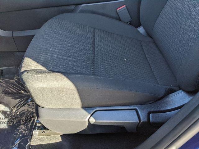 Nissan Kicks S - Thumbnail 16