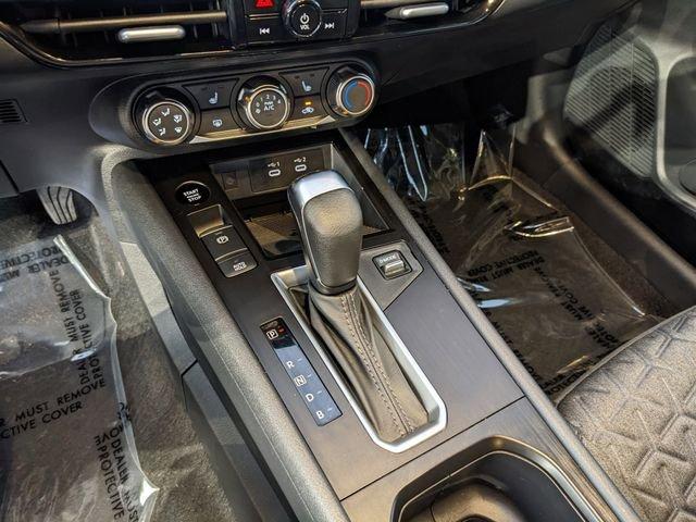 Nissan Kicks Sv - Thumbnail 20