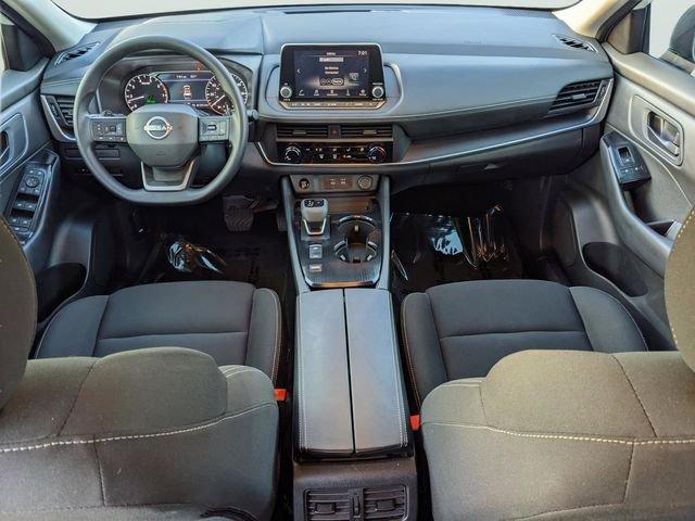 Nissan Rogue S - Thumbnail 11