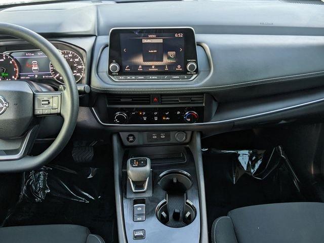 Nissan Rogue S - Thumbnail 14