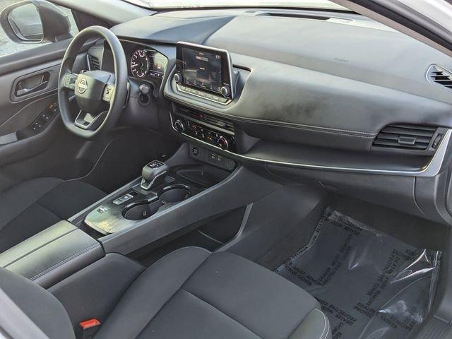 Nissan Rogue S - Thumbnail 11